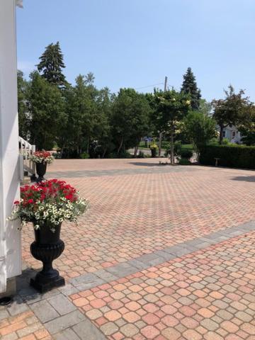 Casa Blanca Boutique Bed & Breakfast Niagara-on-the-Lake Ngoại thất bức ảnh